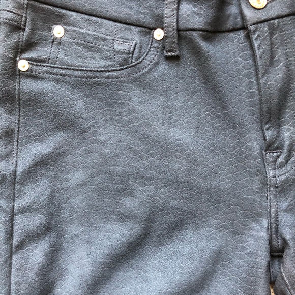 7 for all mankind Woman’s Skinny Leggings Navy Size 32 - Picture 7 of 7